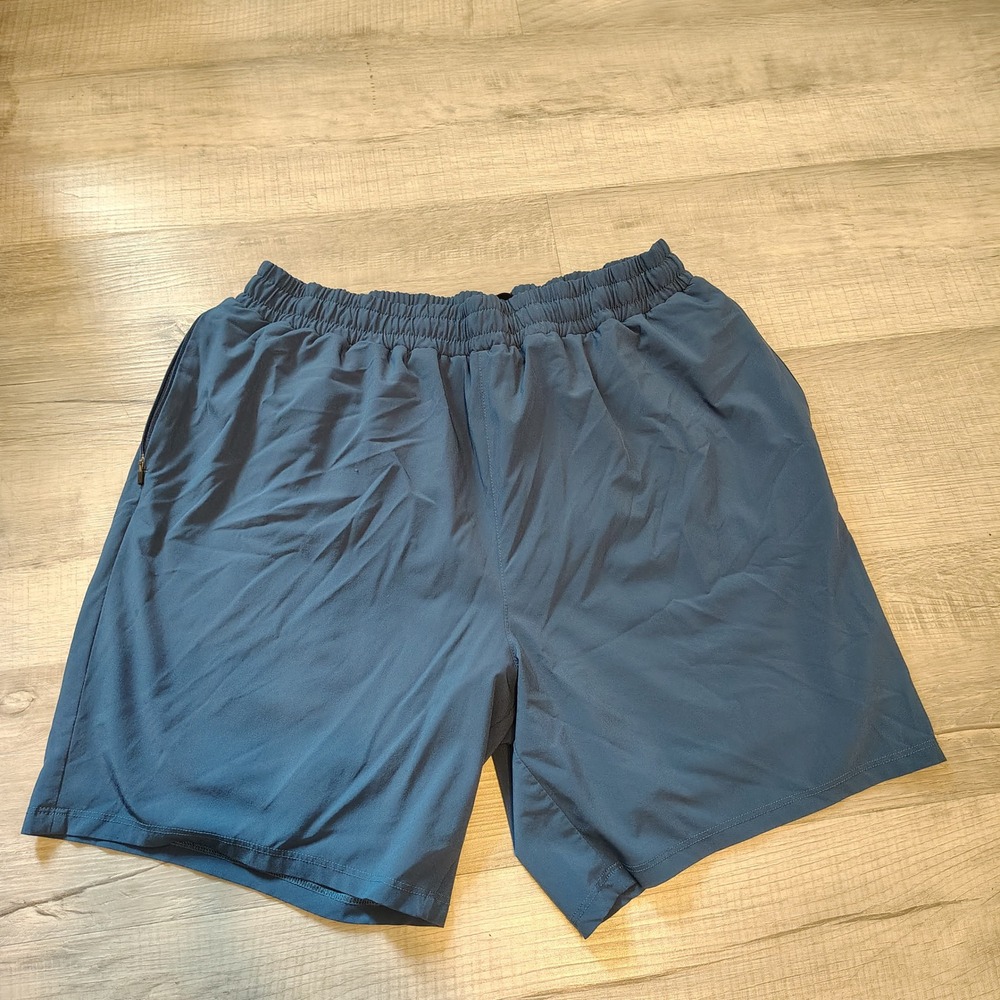 Beyond Yoga Mens Blue Active Shorts with Liner XL Elastic Waist Zipper Pockets